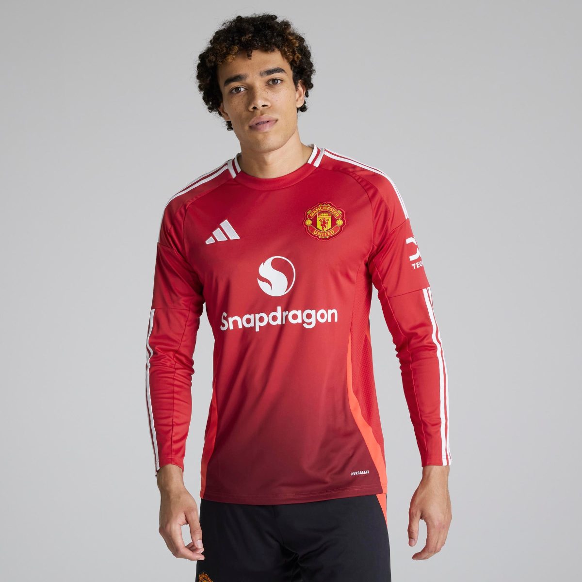 maglia da casa a maniche lunghe del manchester united 2425 – 35 jonny evans Collezione | Maglie Ufficiali Man Utd