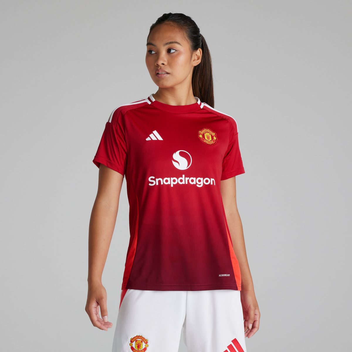 maglia manchester united 2425 home donna – 23  luke shaw Collezione | Maglie Ufficiali Man Utd