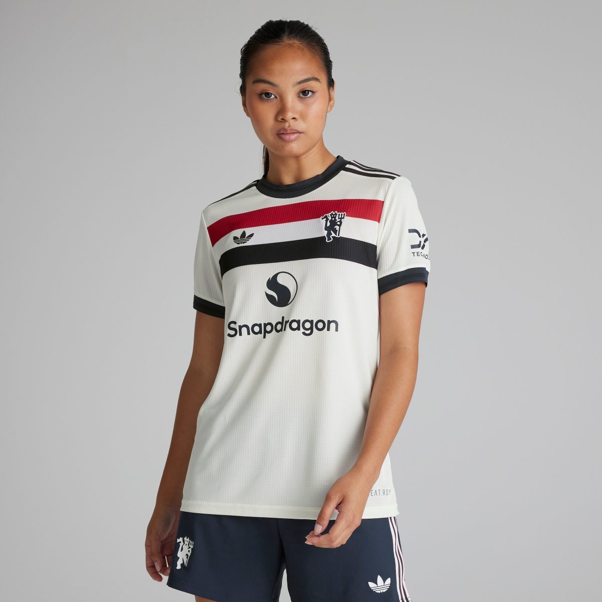 manchester united 2425 terza maglia autentica donna – 18 casemiro Collezione | Maglie Ufficiali Man Utd