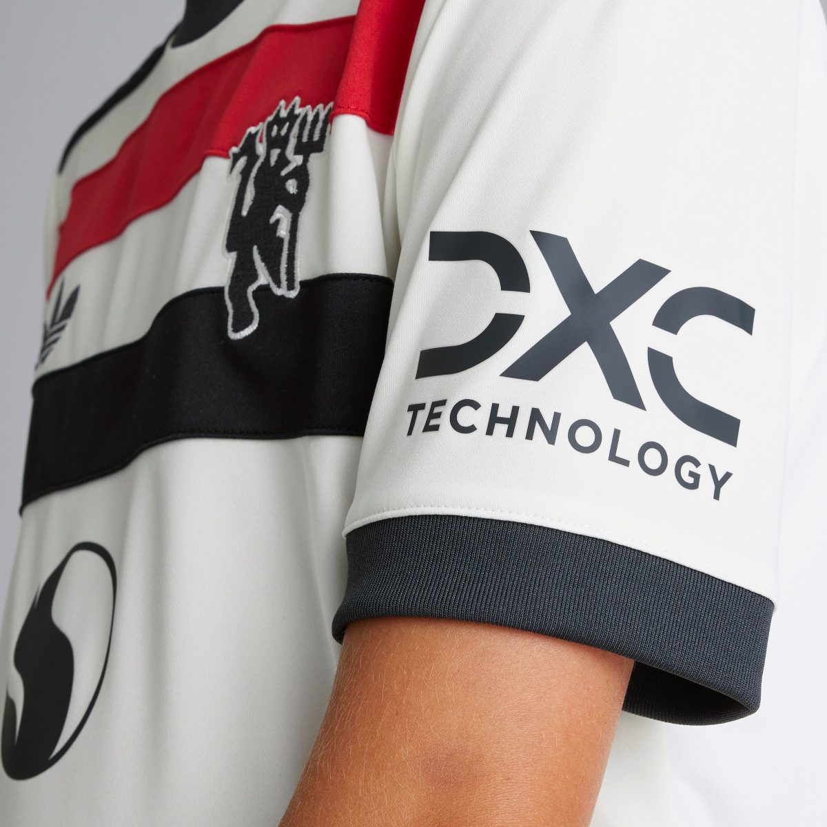 manchester united 2425 terza maglia bambini con garnacho 17 cup printing Collezione | Maglie Ufficiali Man Utd