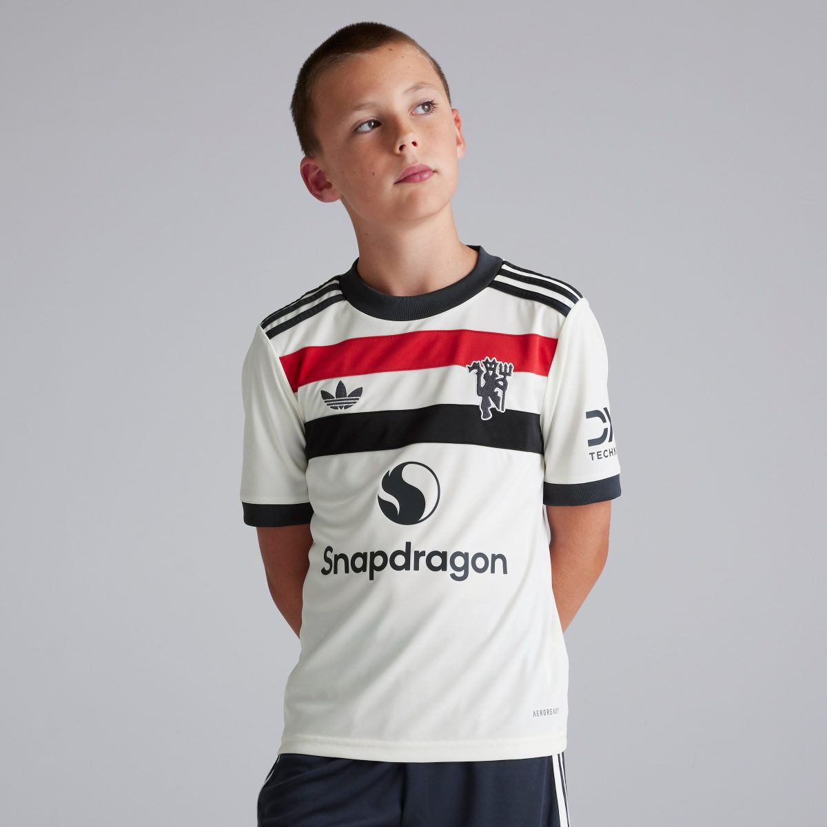 manchester united 2425 terza maglia per bambini con mainoo 37 cup printing Collezione | Maglie Ufficiali Man Utd