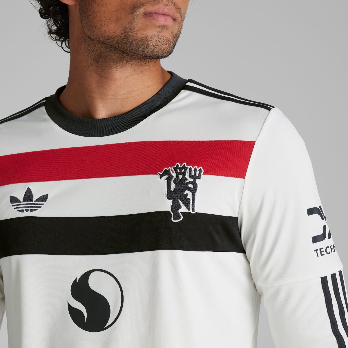 terza maglia a manica lunga del manchester united 2425 – 9 rasmus højlund Collezione | Maglie Ufficiali Man Utd